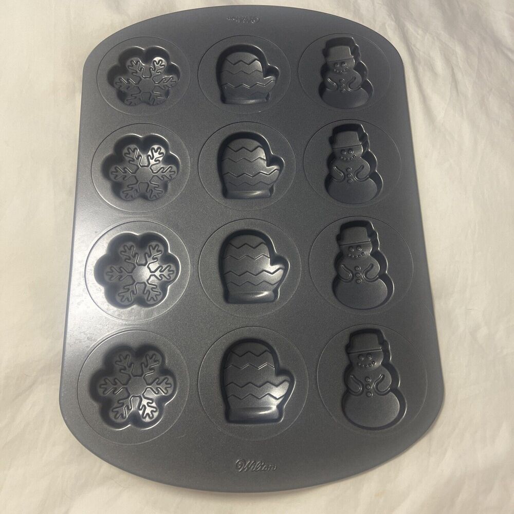 Wilton Winter/Christmas 12 Cookie Shapes Pan Snowmen Mittens Snowflakes